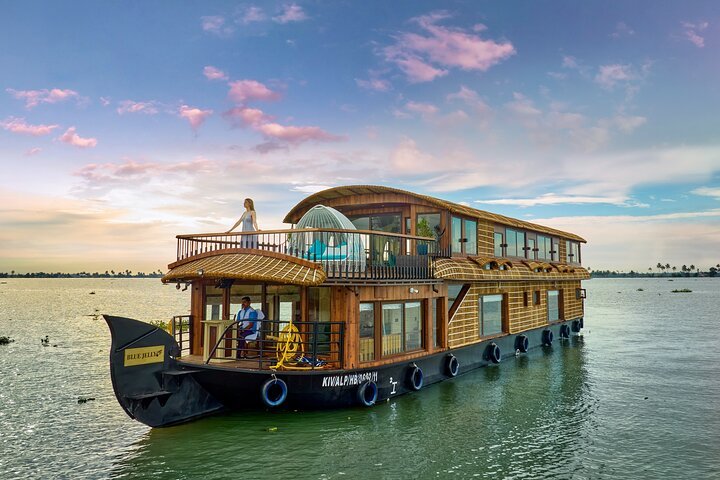 Bluejelly Cruises- Virtual Tour